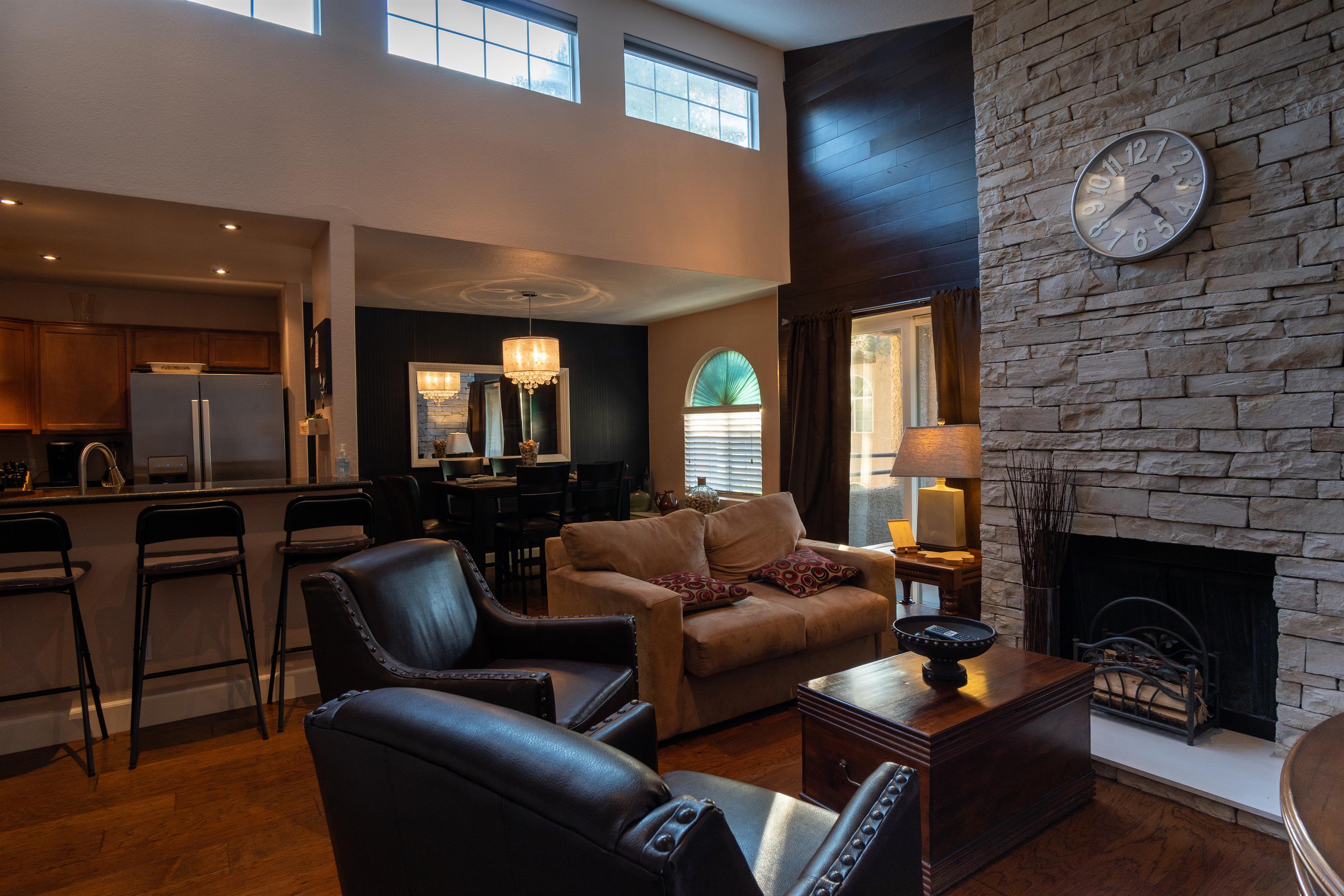 9325 West Desert Inn Road #264
