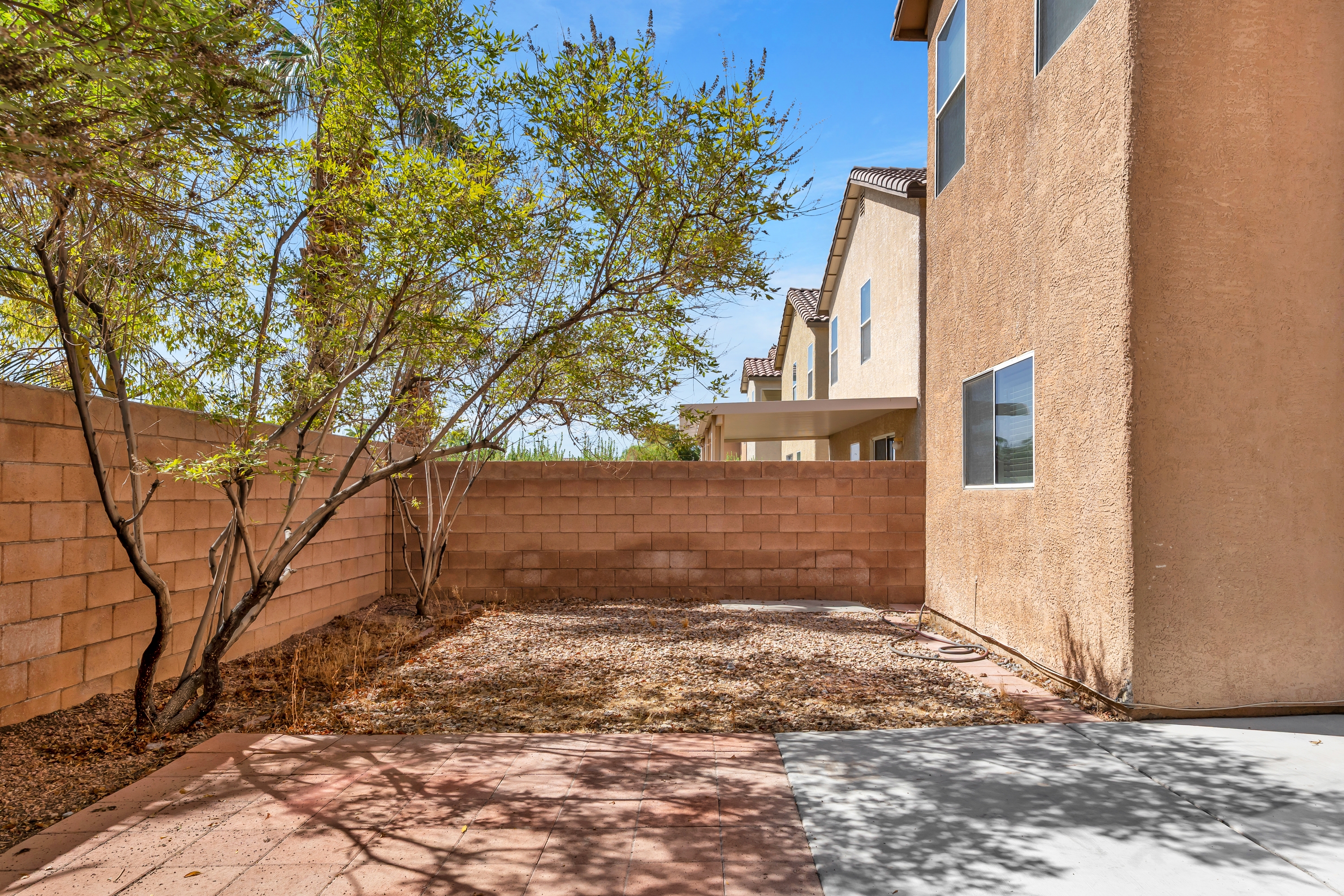 Property photo thumbnail 7