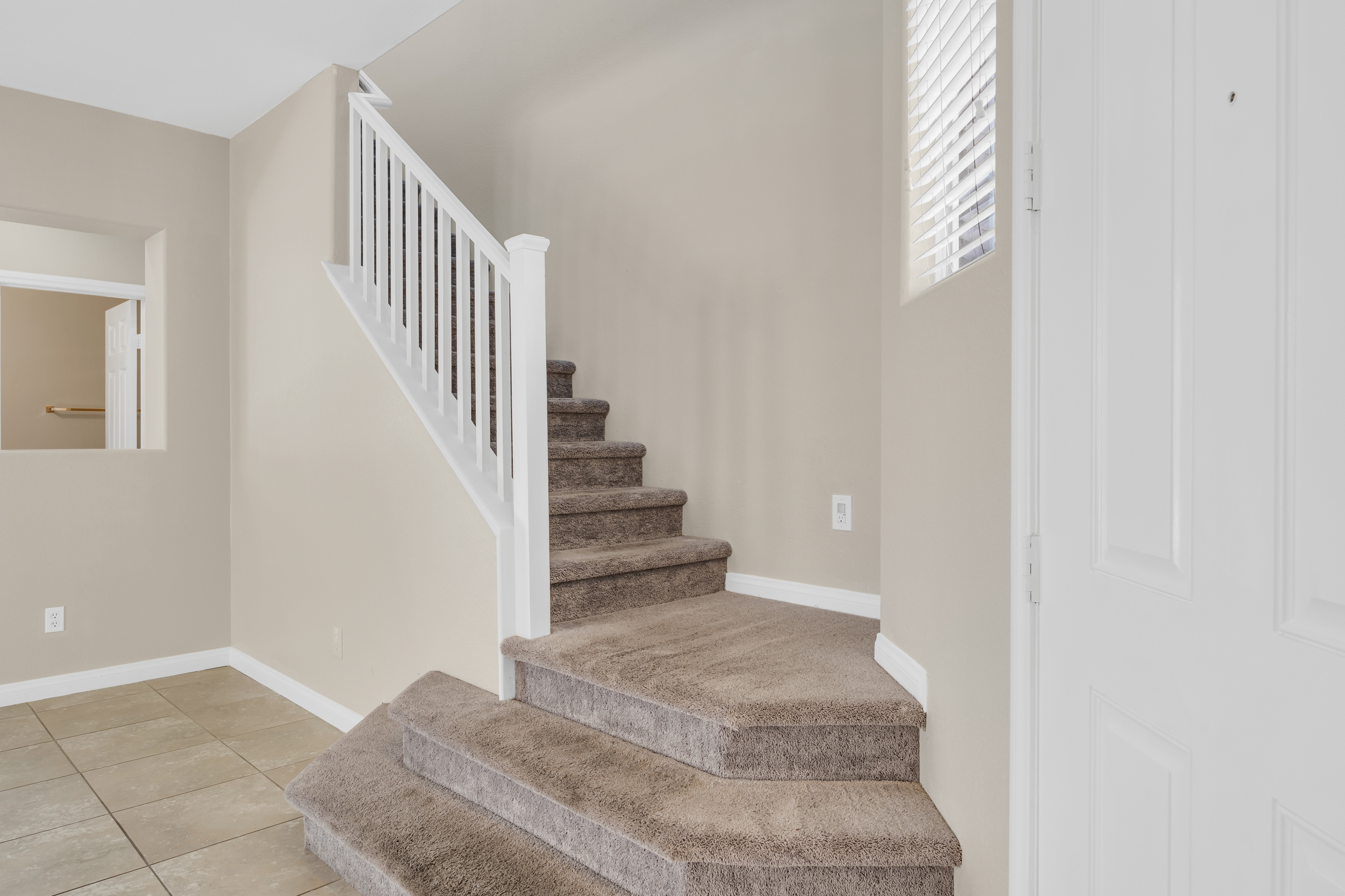 Property photo thumbnail 14