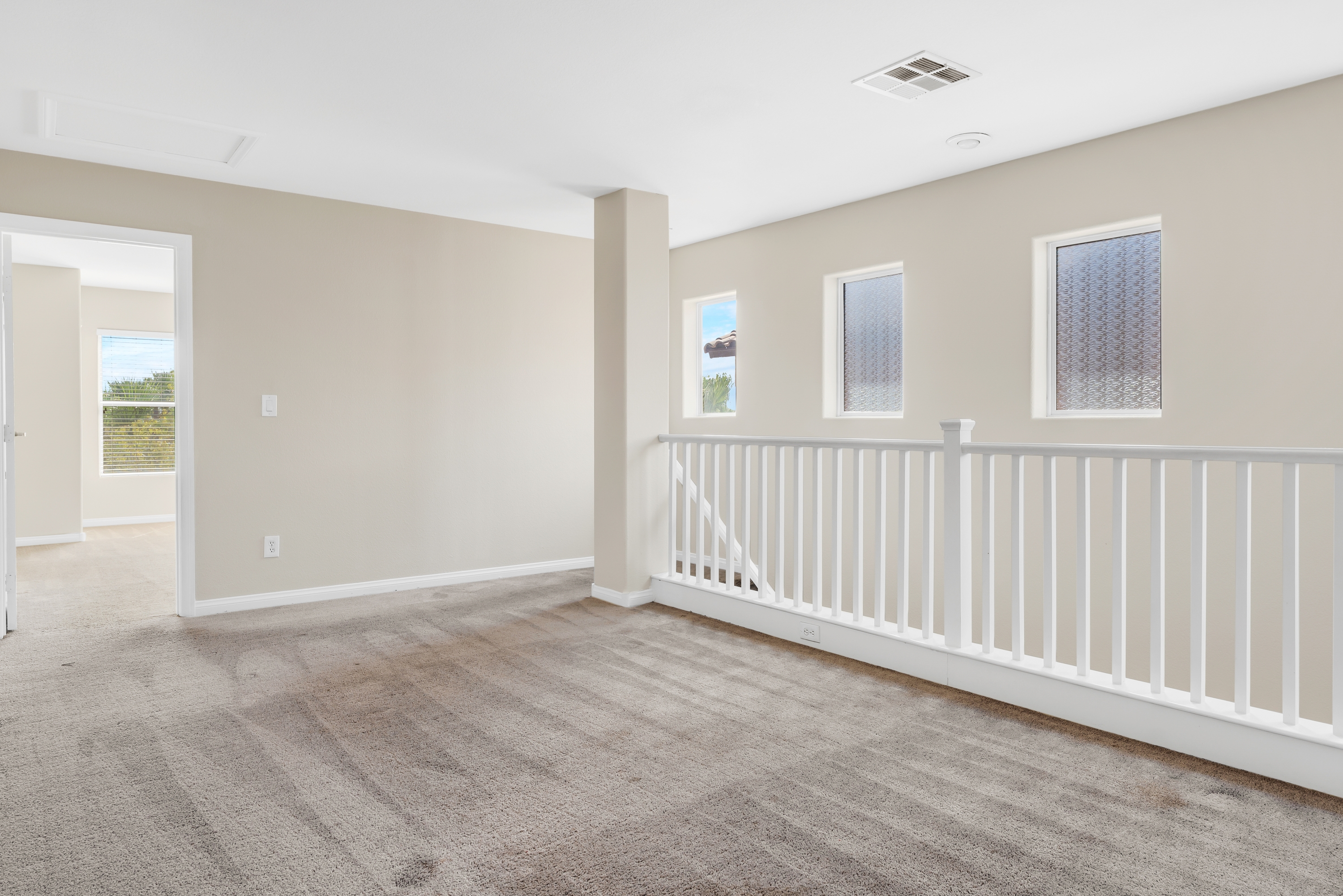 Property photo thumbnail 17