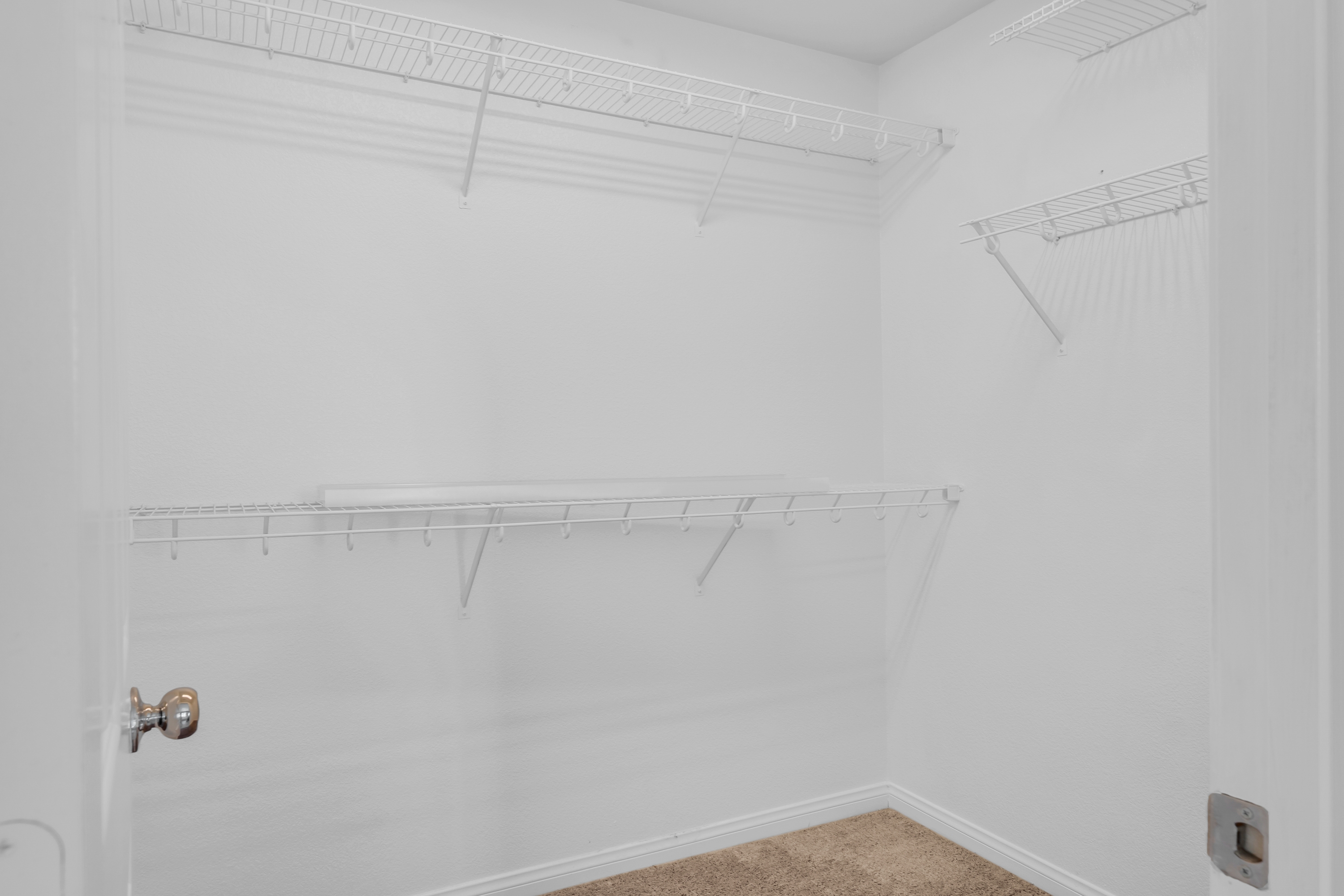 Property photo thumbnail 22