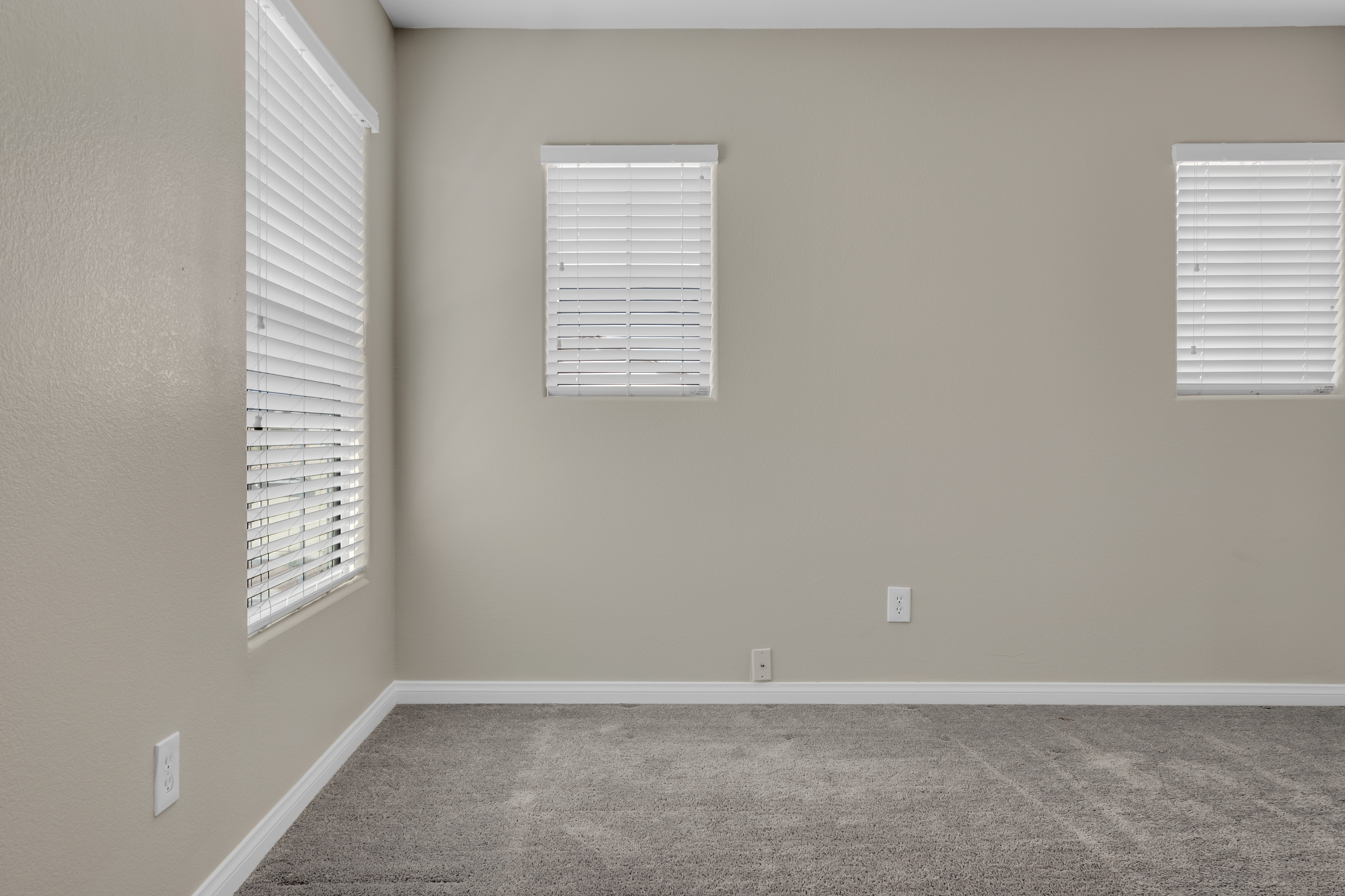 Property photo thumbnail 26