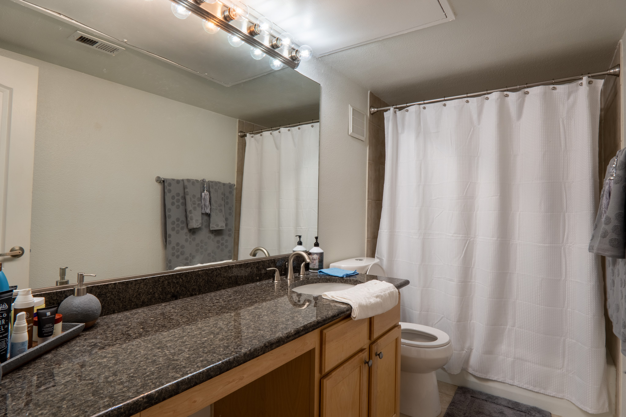 Property photo thumbnail 7