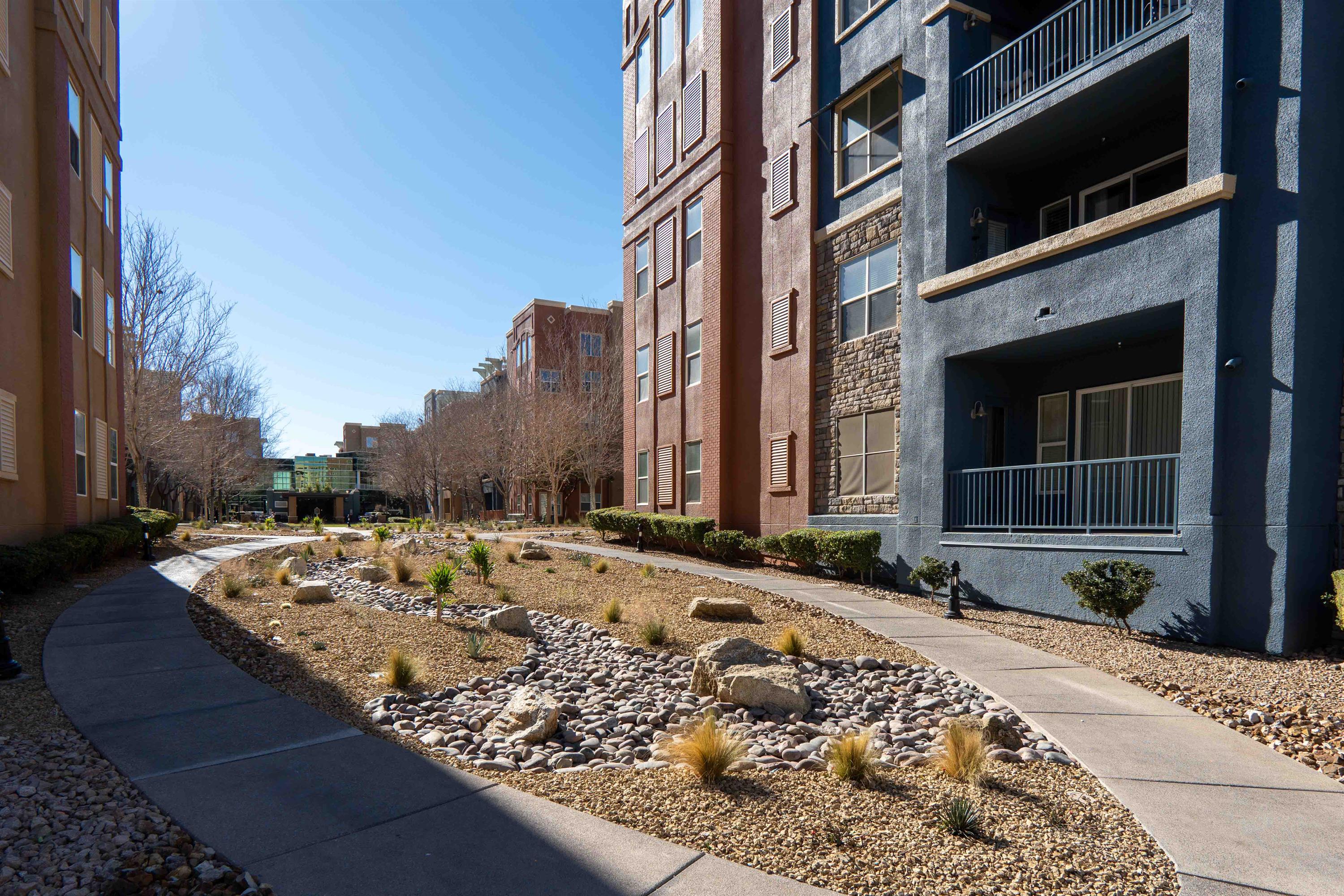 Property photo thumbnail 22