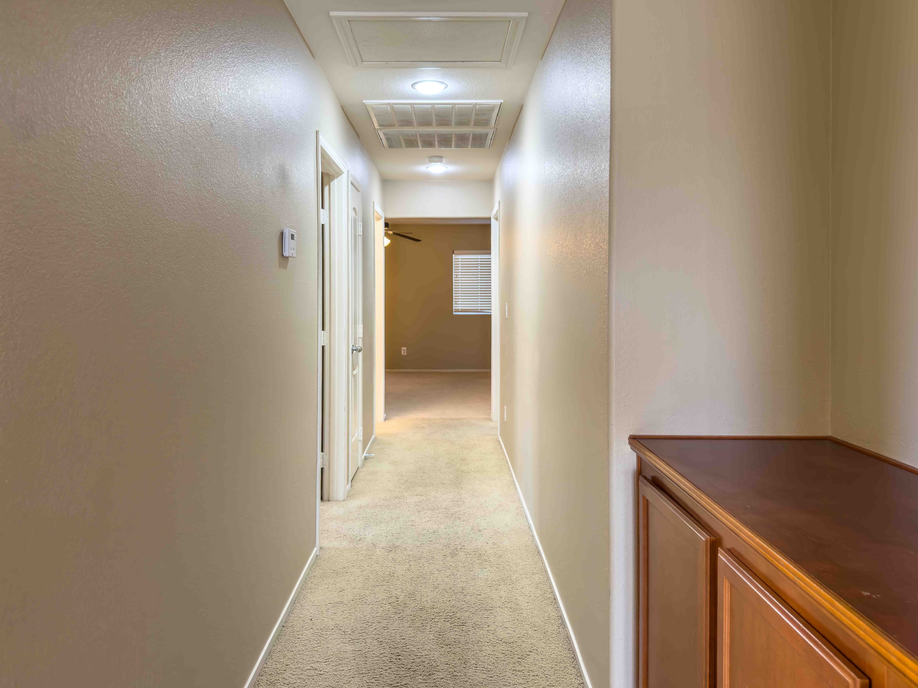 Property photo thumbnail 17
