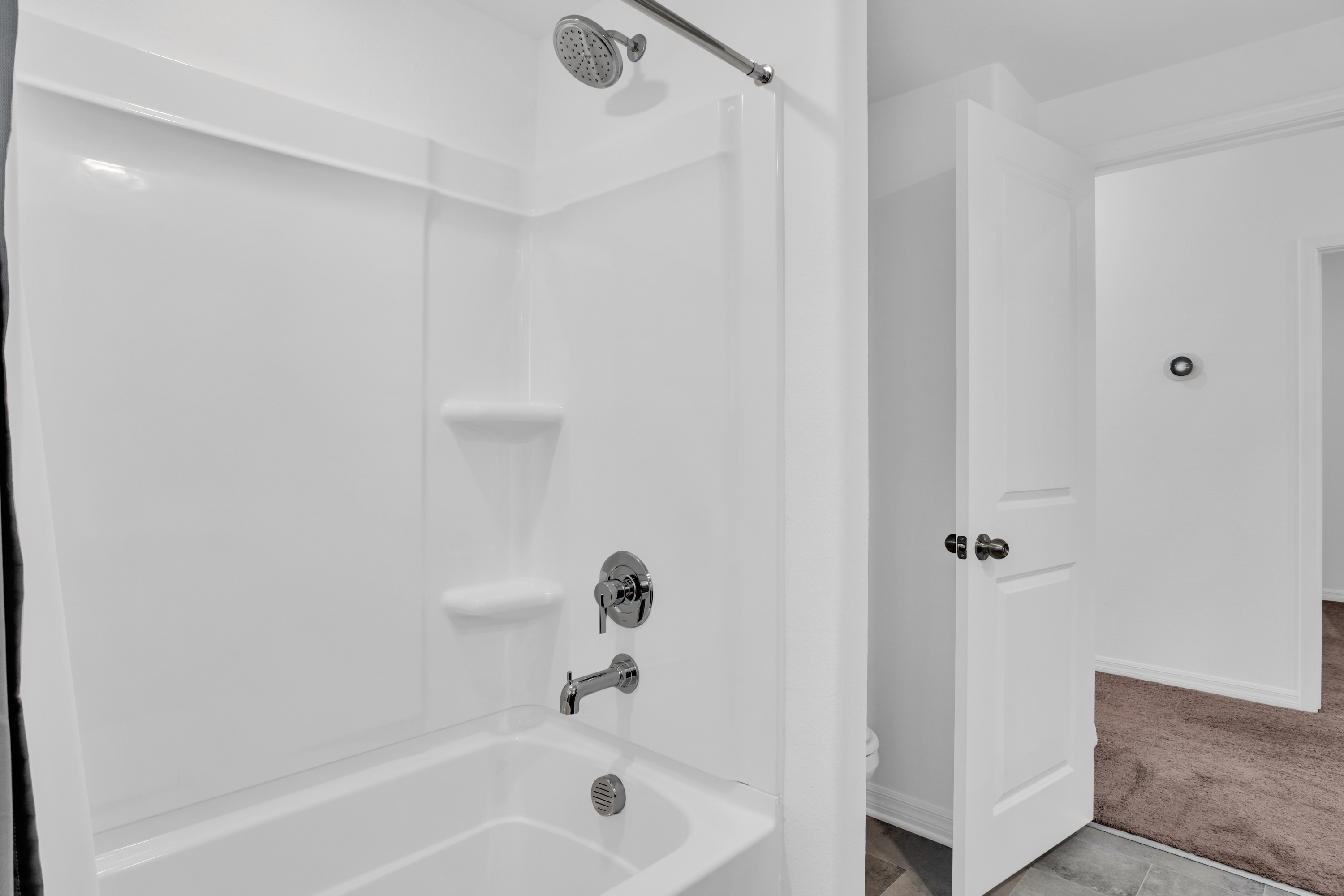 Property photo thumbnail 13