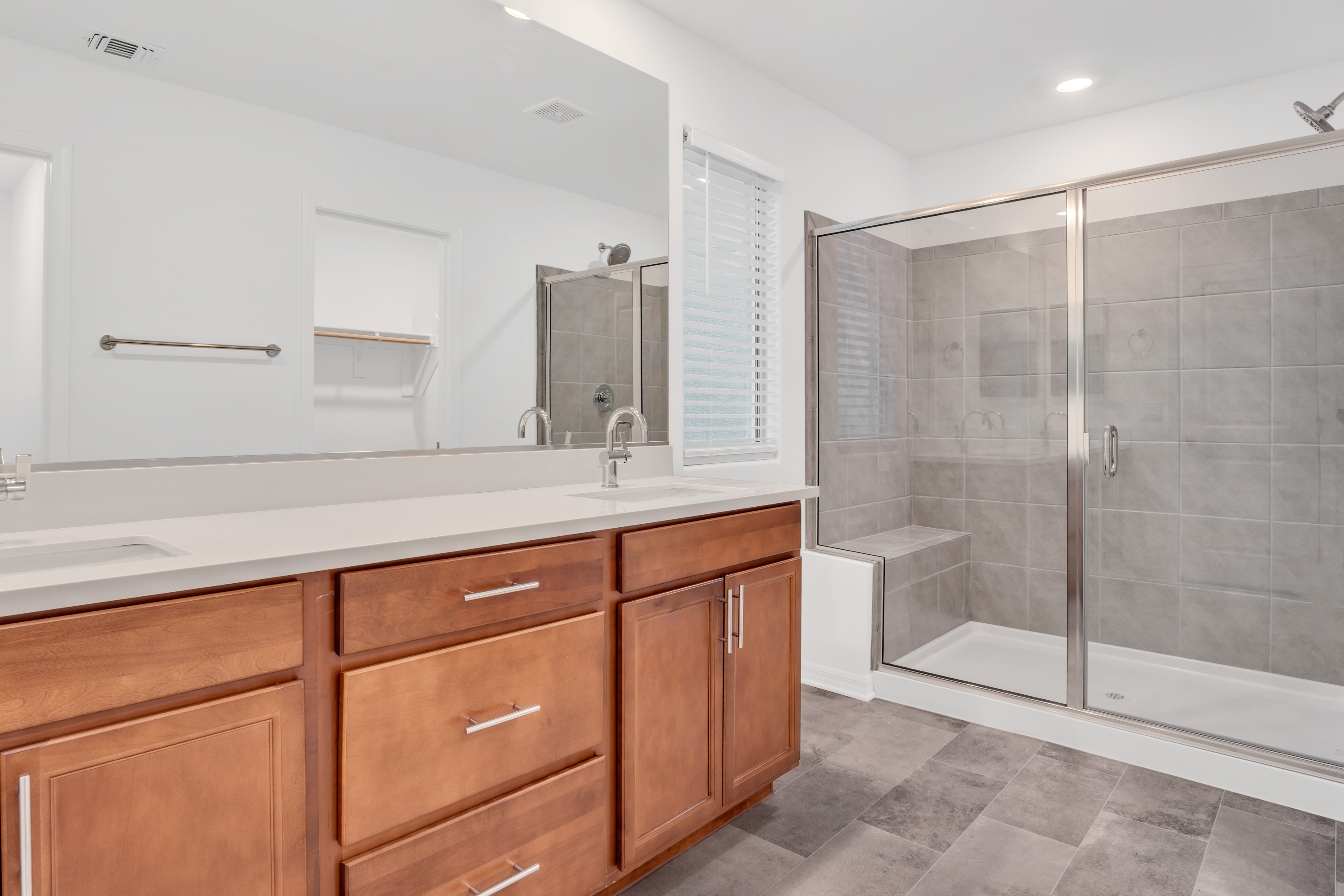 Property photo thumbnail 18