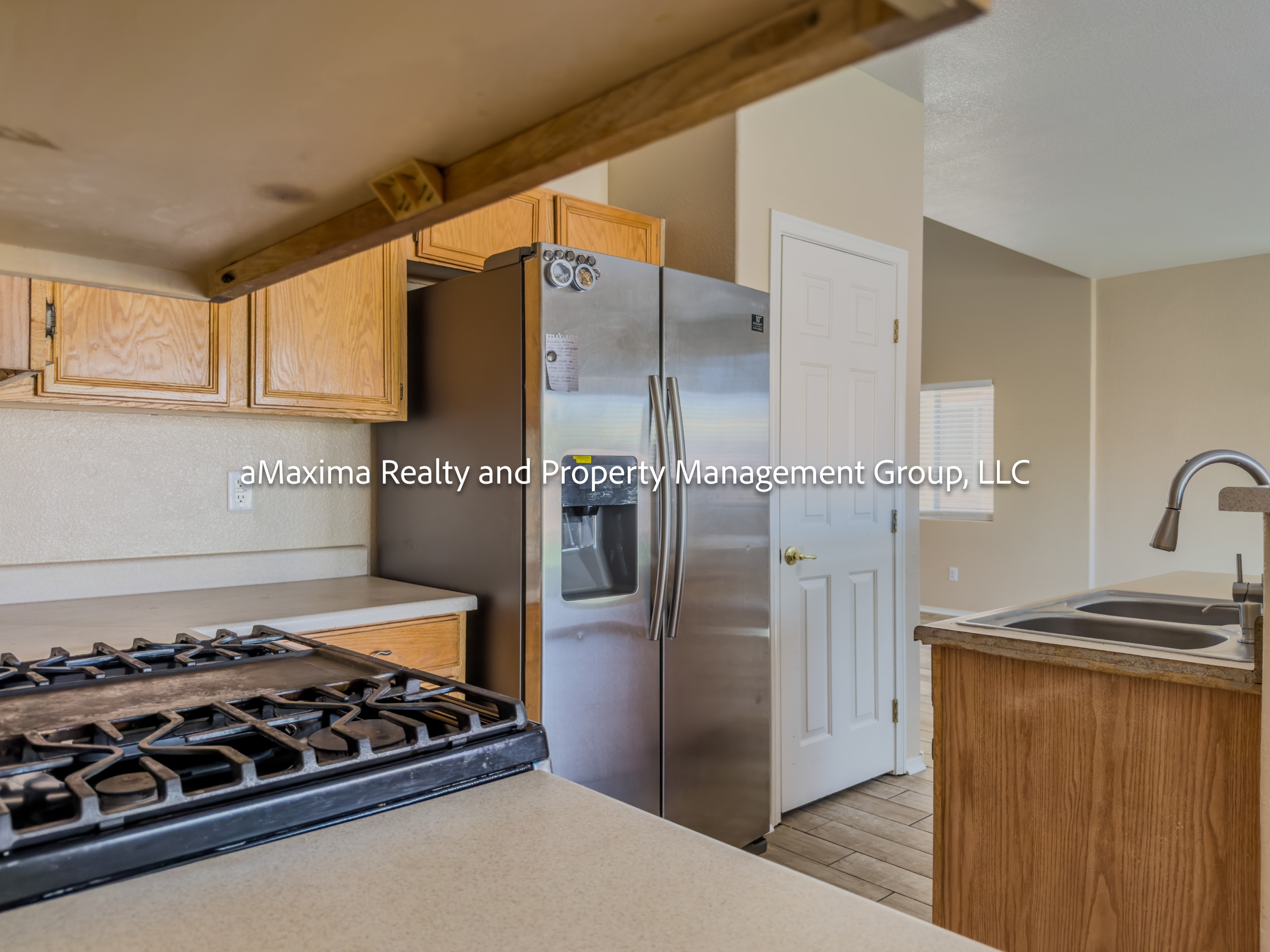 Property photo thumbnail 6