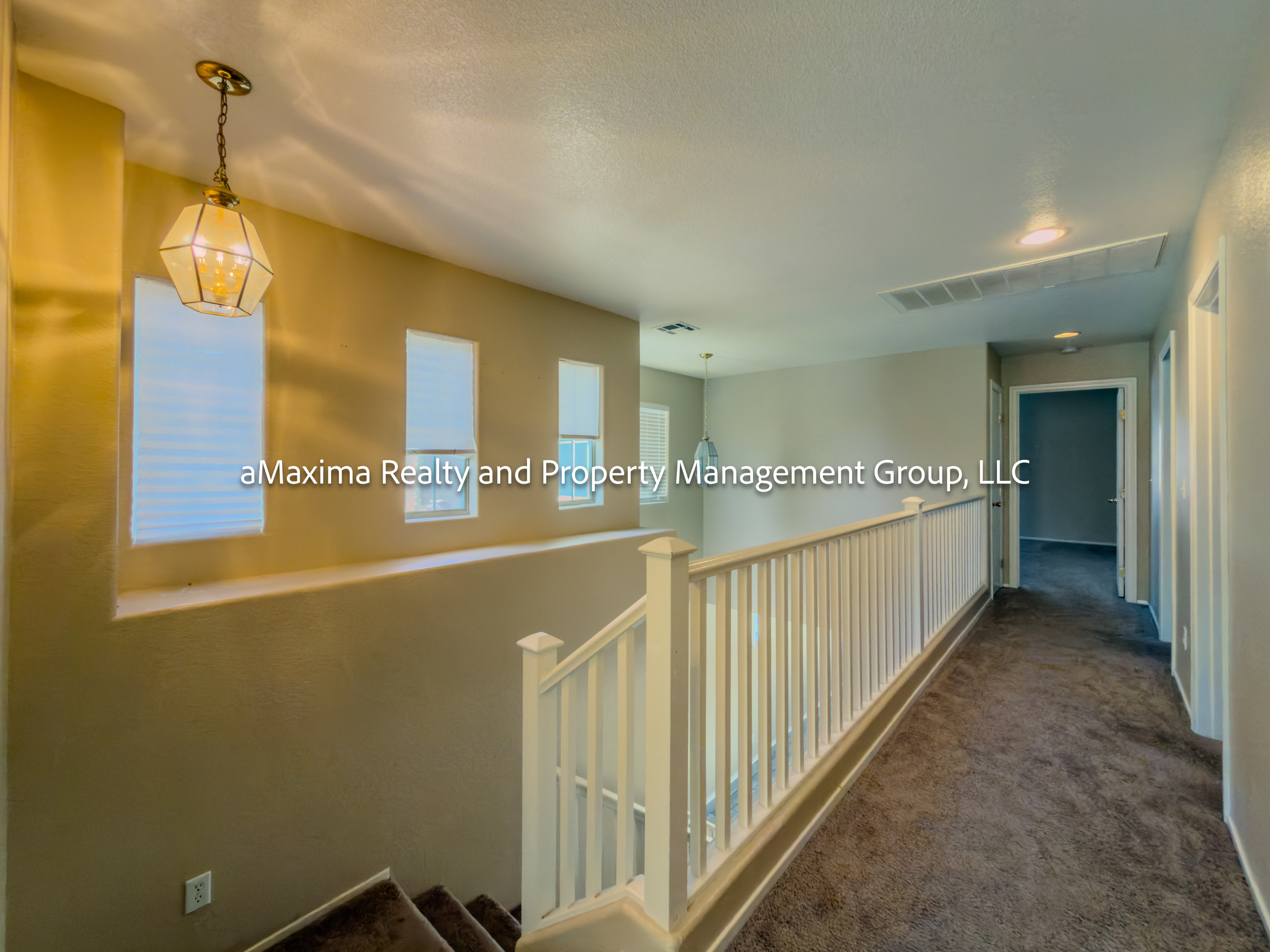 Property photo thumbnail 14