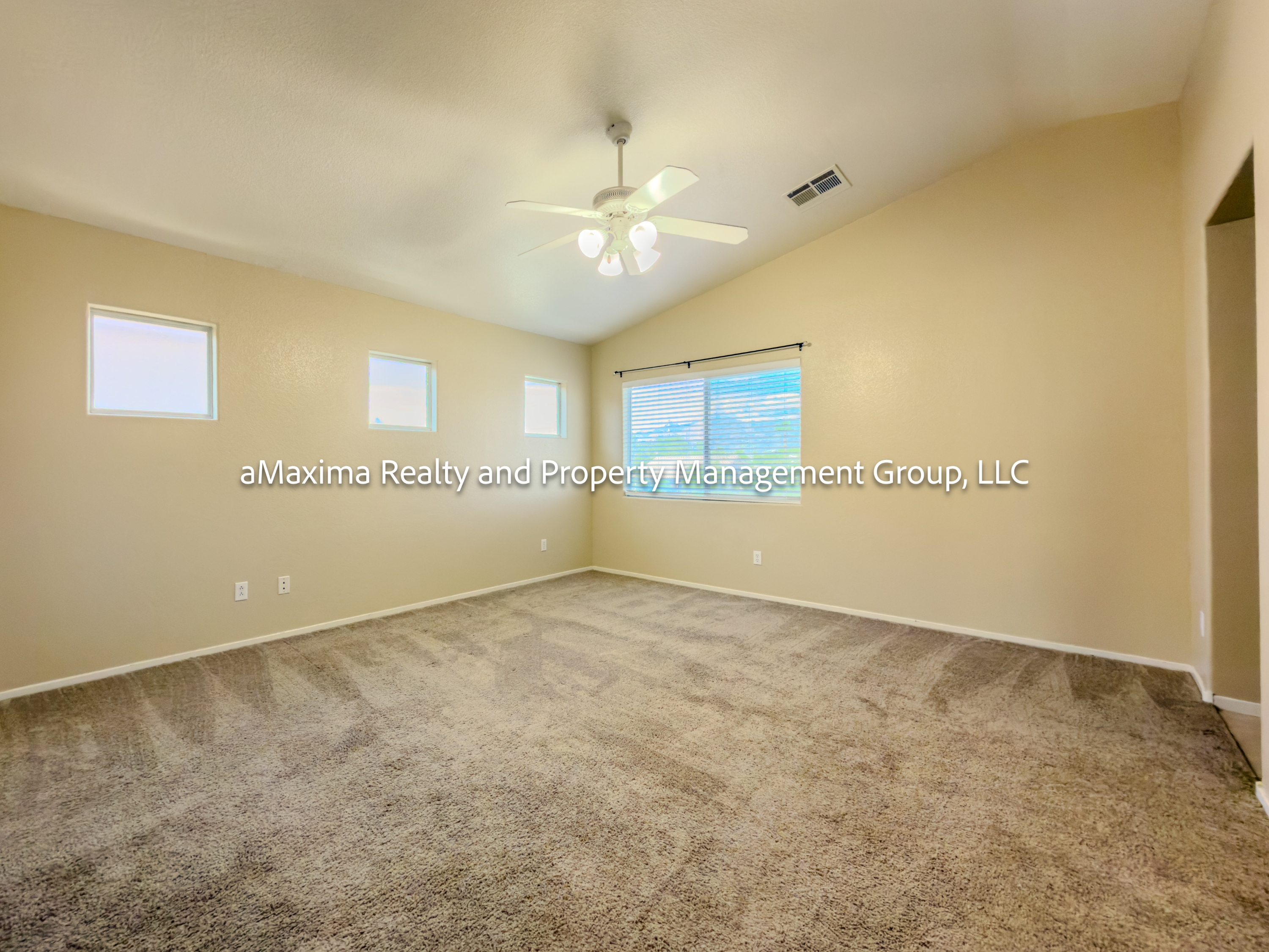 Property photo thumbnail 22