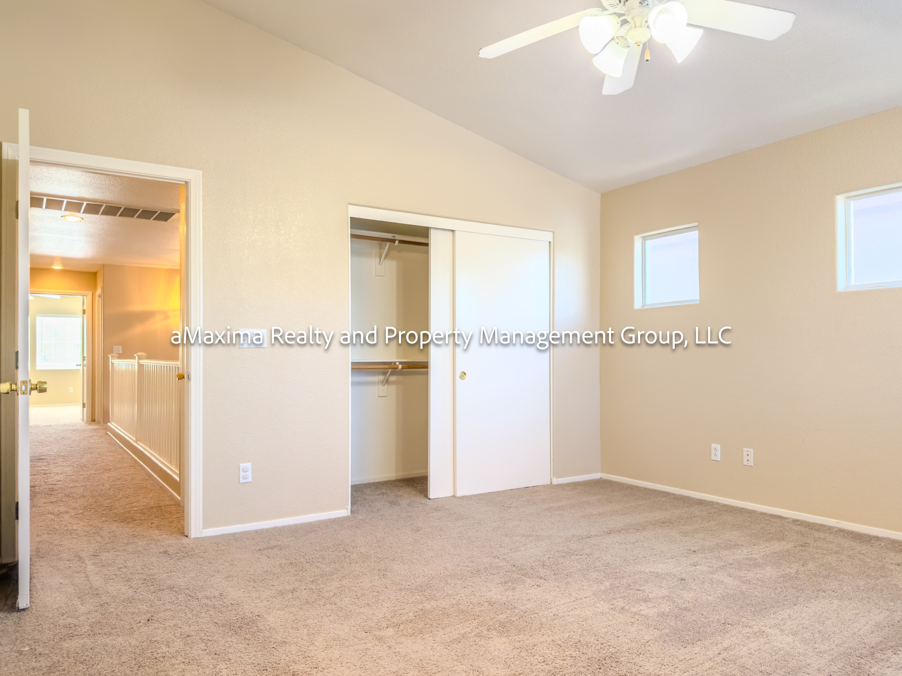 Property photo thumbnail 23