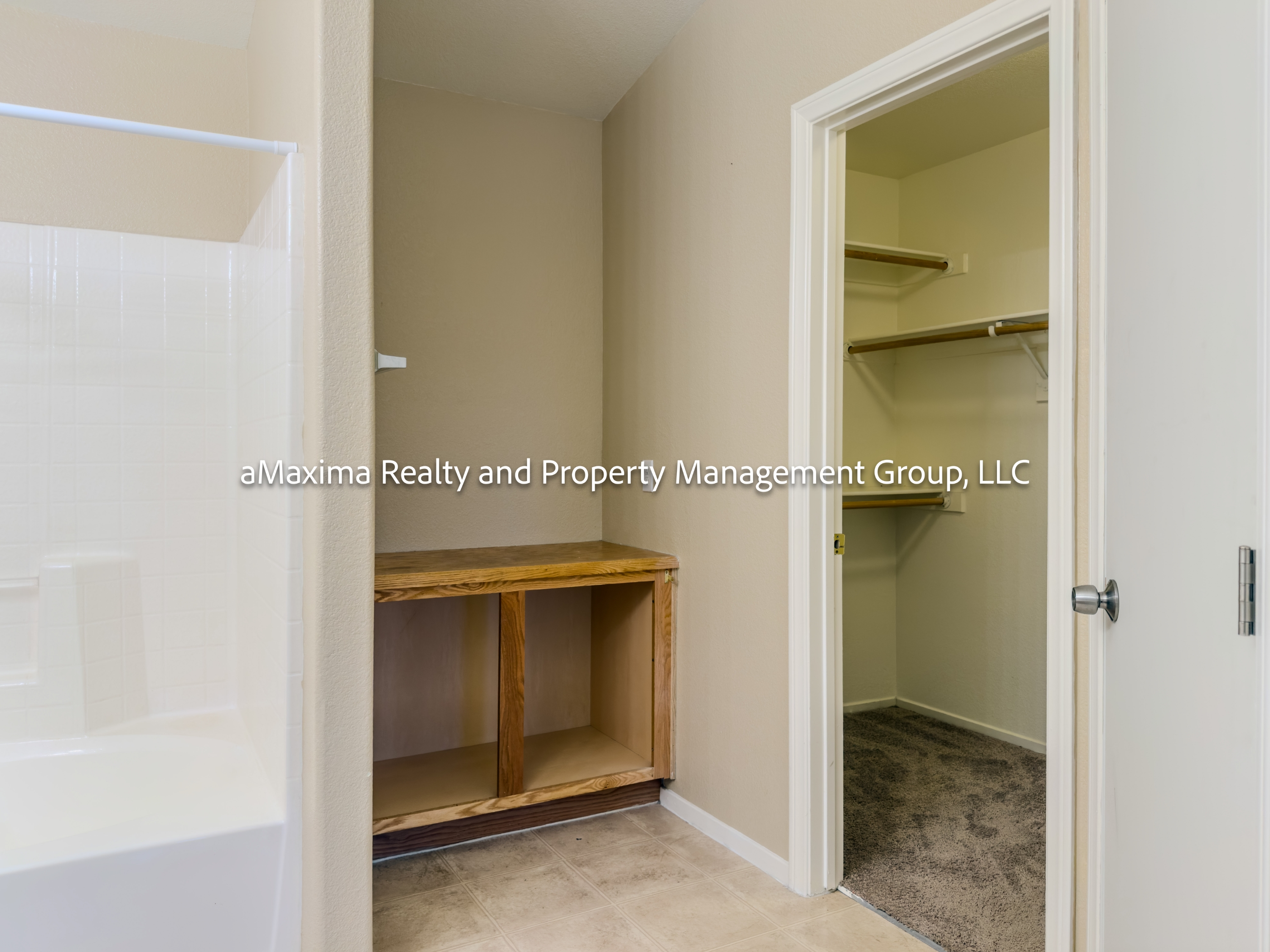 Property photo thumbnail 25