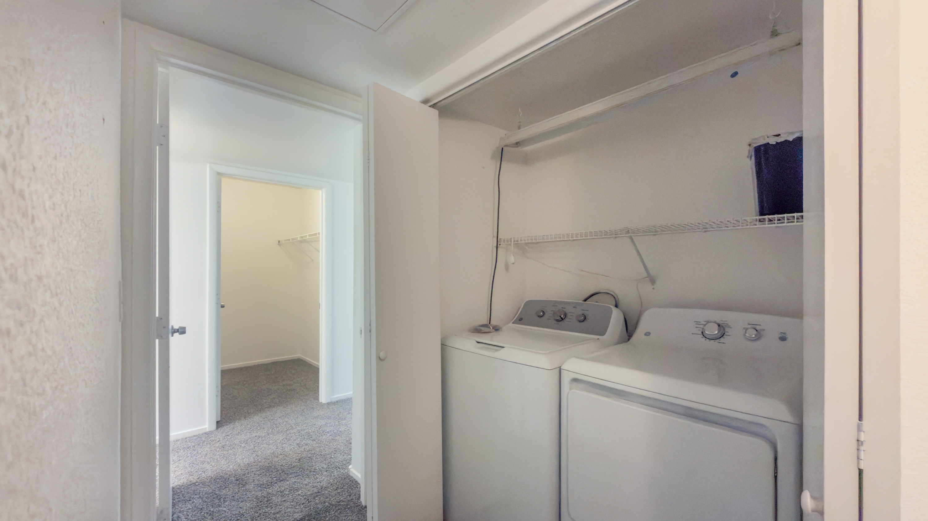 Property photo thumbnail 8